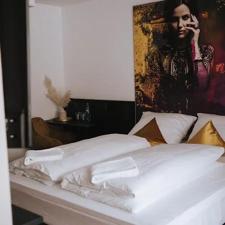 Hotel Sombea