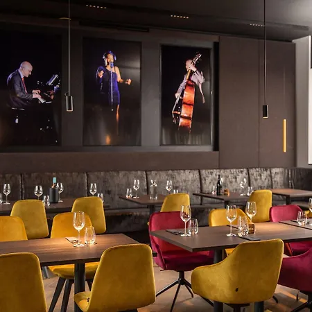 Hotel Sombea